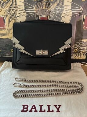 Bally Suzy Lightning Bolt Crossbody Chain Bag!